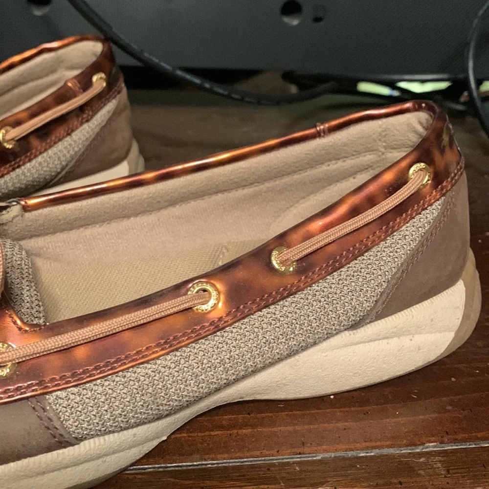 Sperry’s - Picture 3 of 5